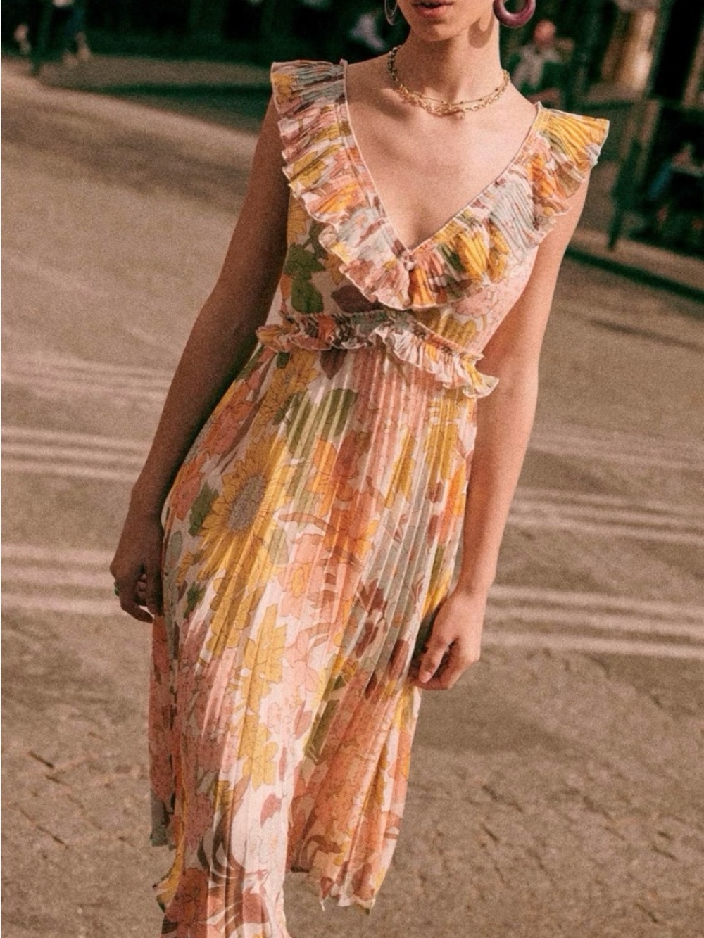 Sezane Rachelle robe Pastel Floral Ruffle V‑Neck Midi Dress in Pink and Yellow